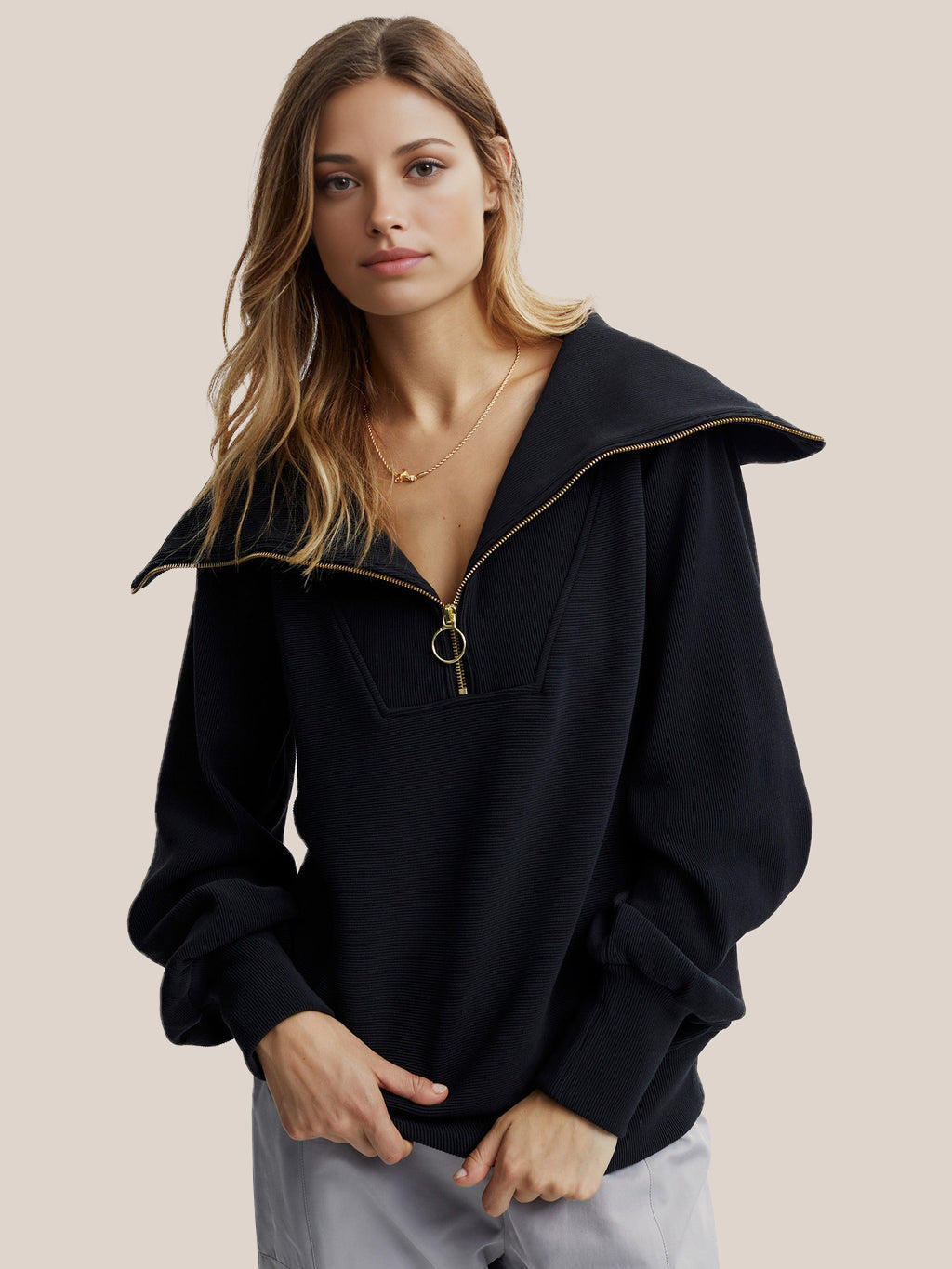 Pullover med halv dragkedja