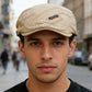Gorra plana ajustable y transpirable para hombre