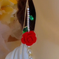 Pendientes Red Rose Threader con tallo de cristal
