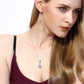 Collar con colgante de piedra en forma de gota de agua con forma de corazón centelleante