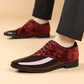 Zapatos de vestir llamativos en contrast