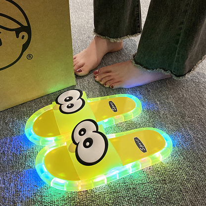 Zapatillas de dibujos animados con luces LED
