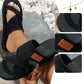 Sandalias de deslizamiento con banda cruzada elegantes para mujeres