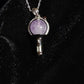 Elegante collar con colgante en forma de barra de color morado
