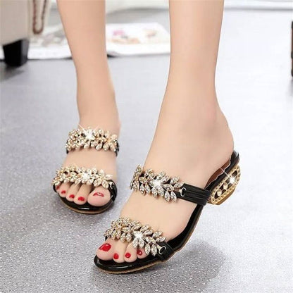 📢📢¡Último día: 50 % de descuento!!⏰Sandalias de moda para mujer: tacón bajo, pedrería y detalles metálicos 👡 Para el verano y el día a día