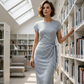 Vestido midi de mujer a rayas con lazo lateral