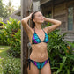 Conjunto de bikini con cuello halter y estampado de mariposas – Estampado neón, ajustable y favorecedor.